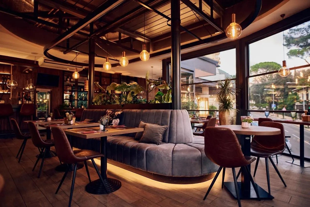Hotel Paris 4*, Opatija Croatia