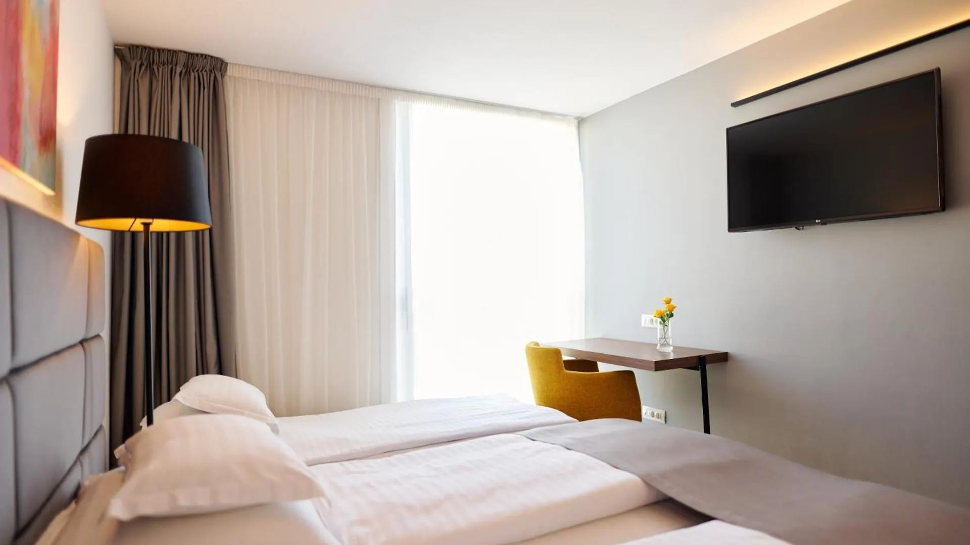 Hotel Paris أوباتيا